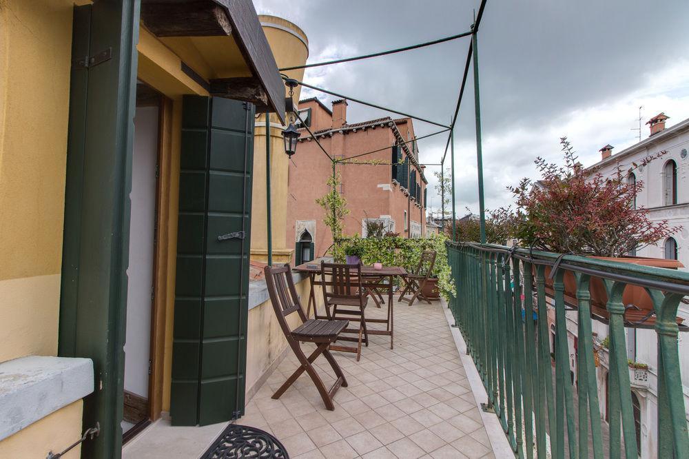 Pensión De L'osmarin Suites 3*