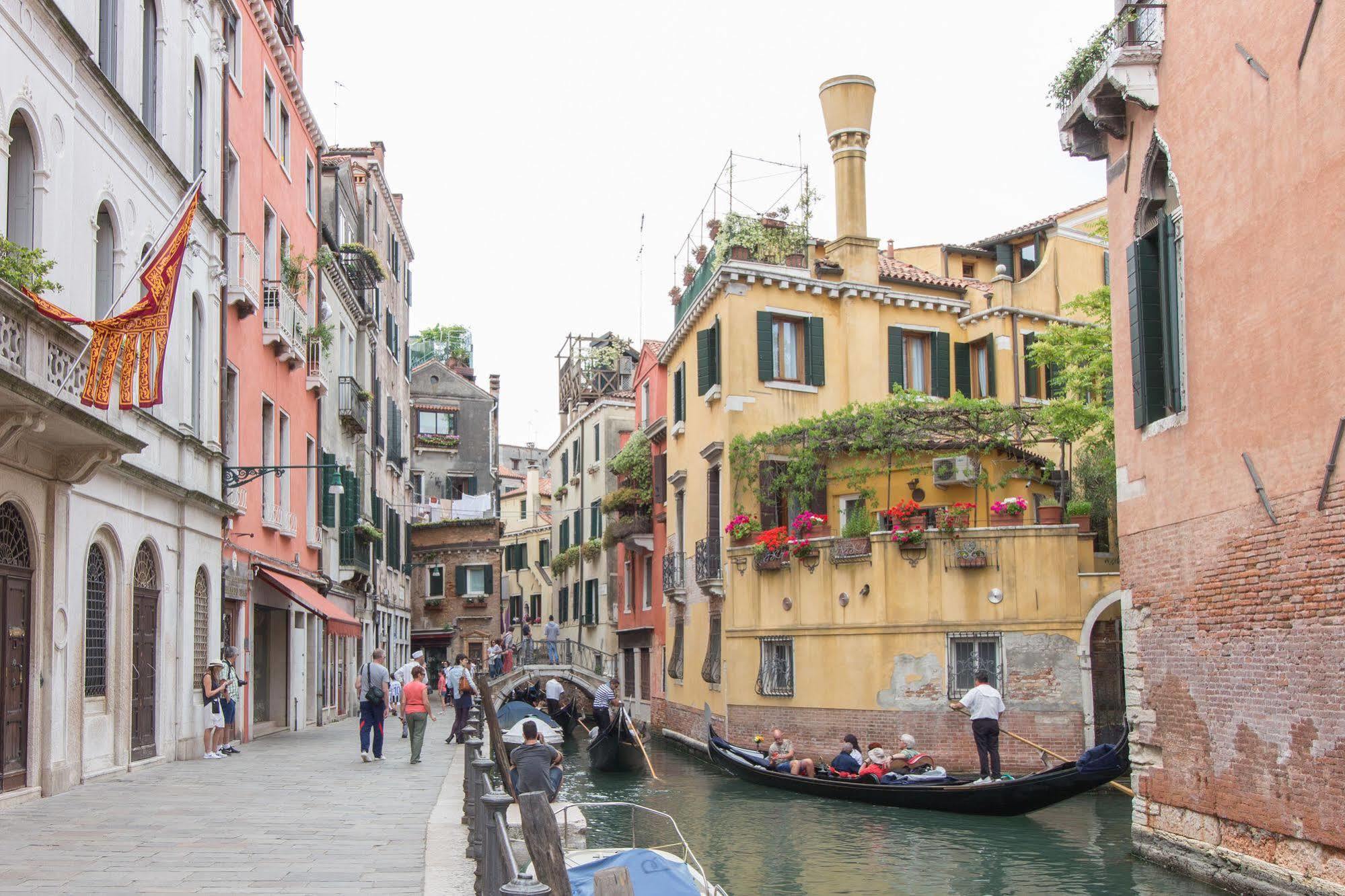 De L'osmarin Suites Venecia