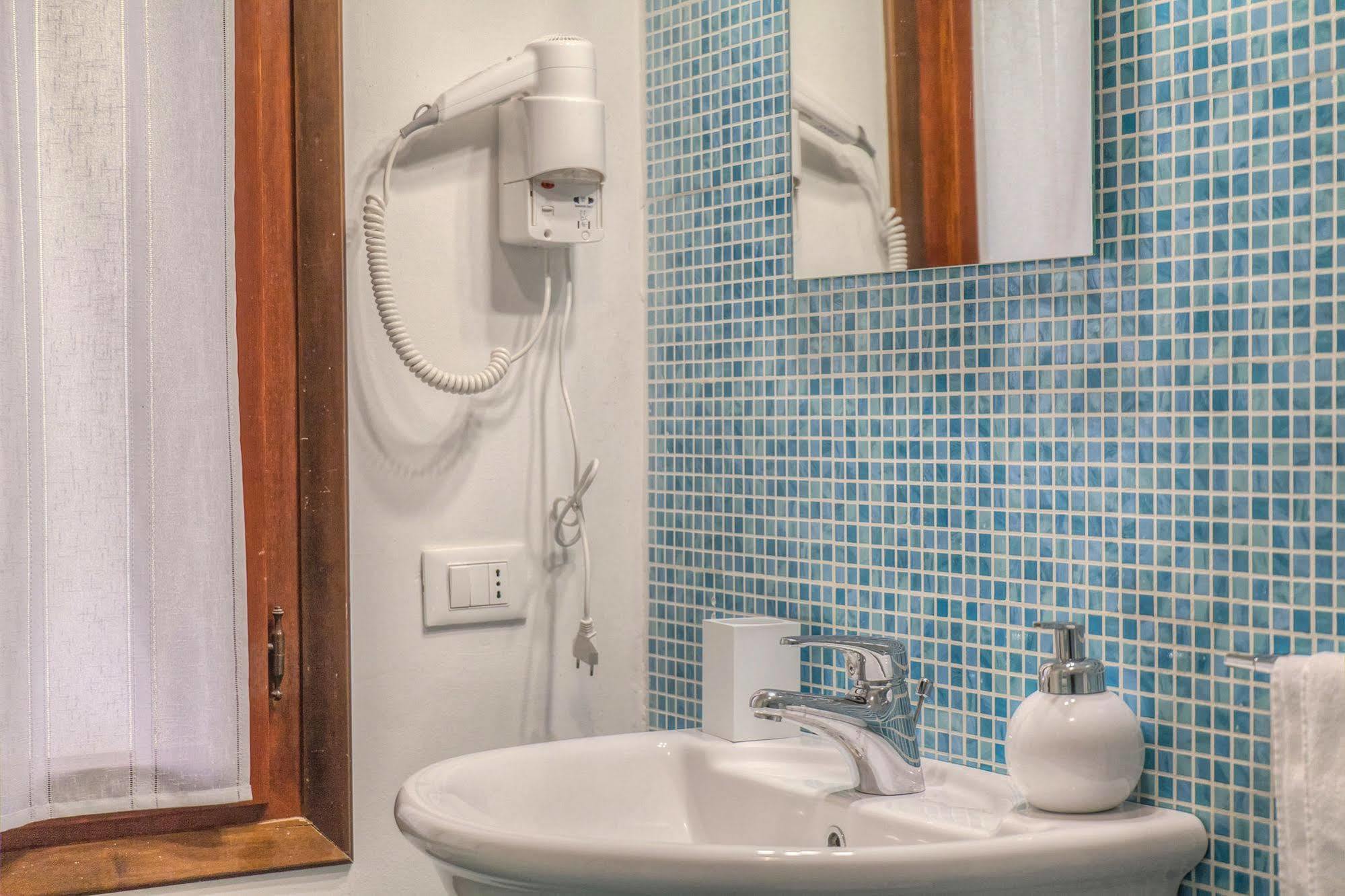 Guest house De L'osmarin Suites